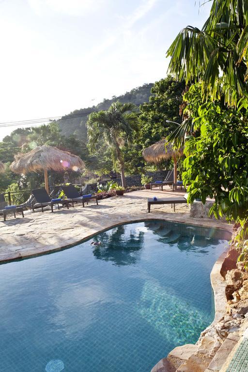 The Beach House Kep Exterior photo